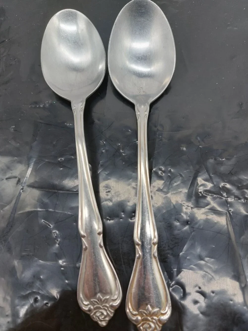 1881 Rogers Oneida 2 Spoons True Rose Arbor